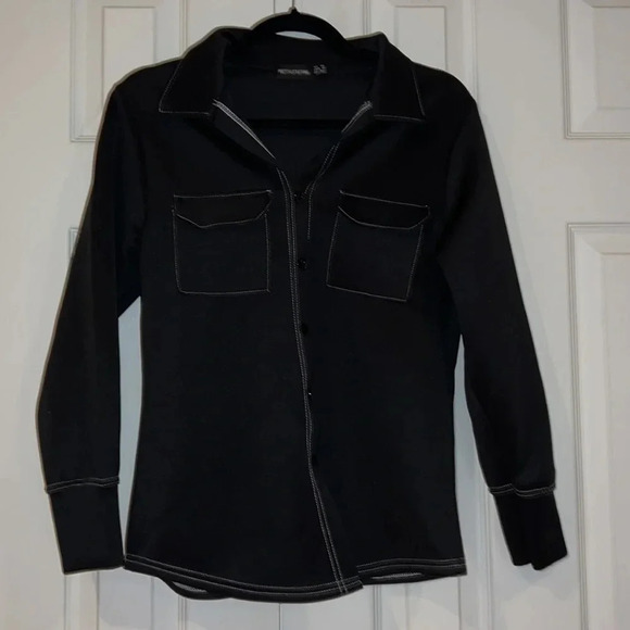 Pretty little thing black white lined button down long sleeve shirt Sz 6 - Picture 1 of 11
